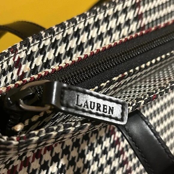 Lauren by Ralph Lauren Houndstooth Pattern Shoulder Bag. NWOT. Prestine cond. - Picture 9 of 12